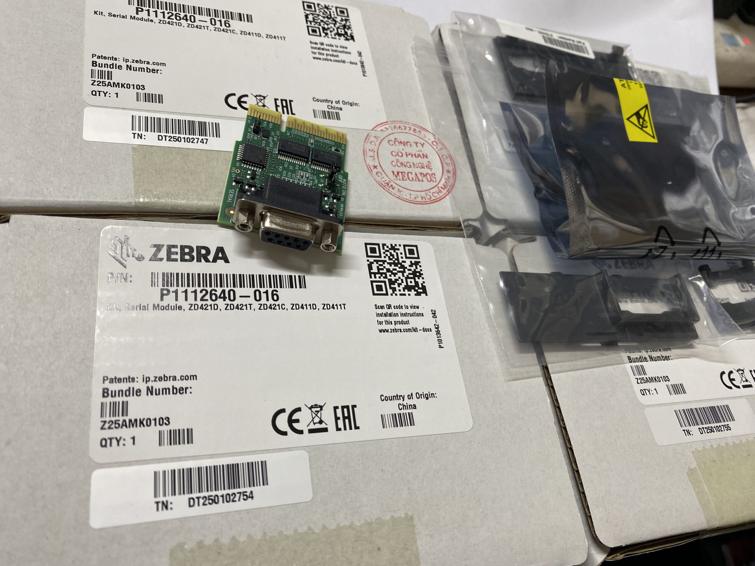 cong-rs232-may-in-zebra-zd421-p-np1112640-016