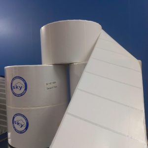 Giấy in mã vạch 5 tem 20x45x200m, bo góc