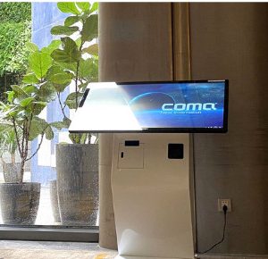Máy kiosk tra cứu ComQ Q-Kiosk 6582TMT